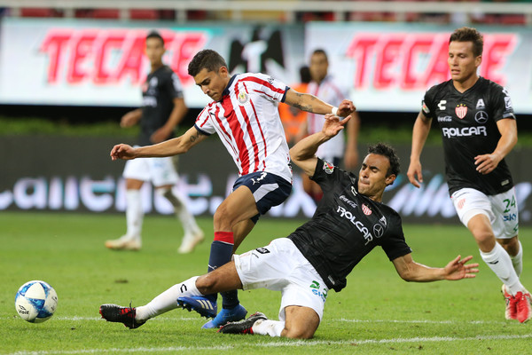 Necaxa vs Chivas: por un lugar en la cima