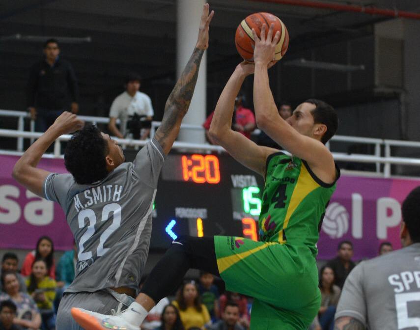 Abejas se lleva la serie ante Aguacateros y se aferra a los playoffs