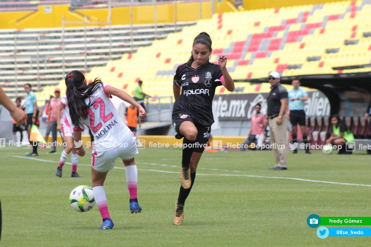Monarcas Femenil apagó a las ‘Centellas’