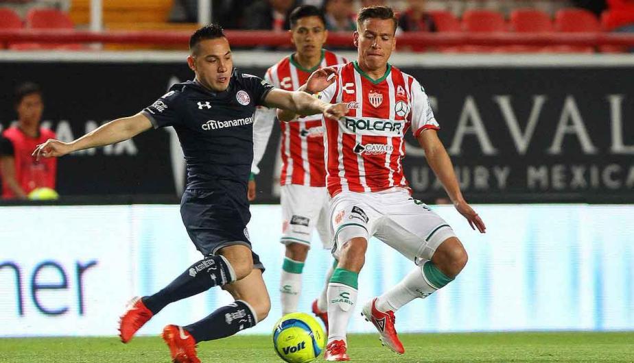Necaxa vs Toluca: Uno por la cima, el otro por no caer más