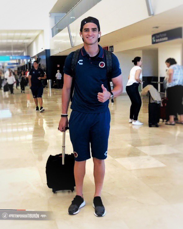Tiburones Rojos viajaron a Monterrey