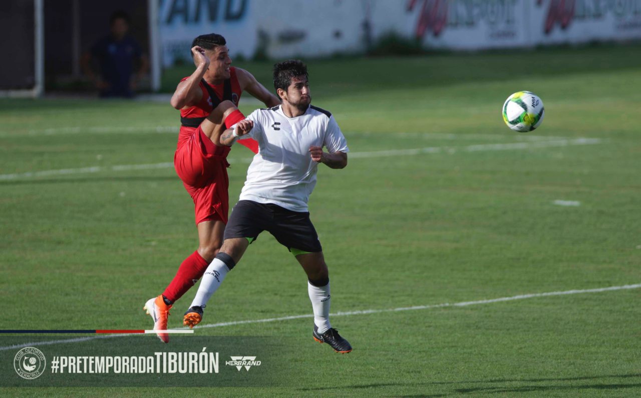 Los Tiburones Rojos jugaron su tercer amistoso de pretemporada