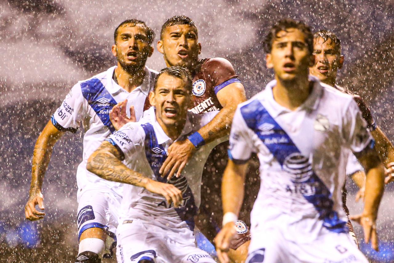 Puebla la cruzazulea y deja ir tres puntos