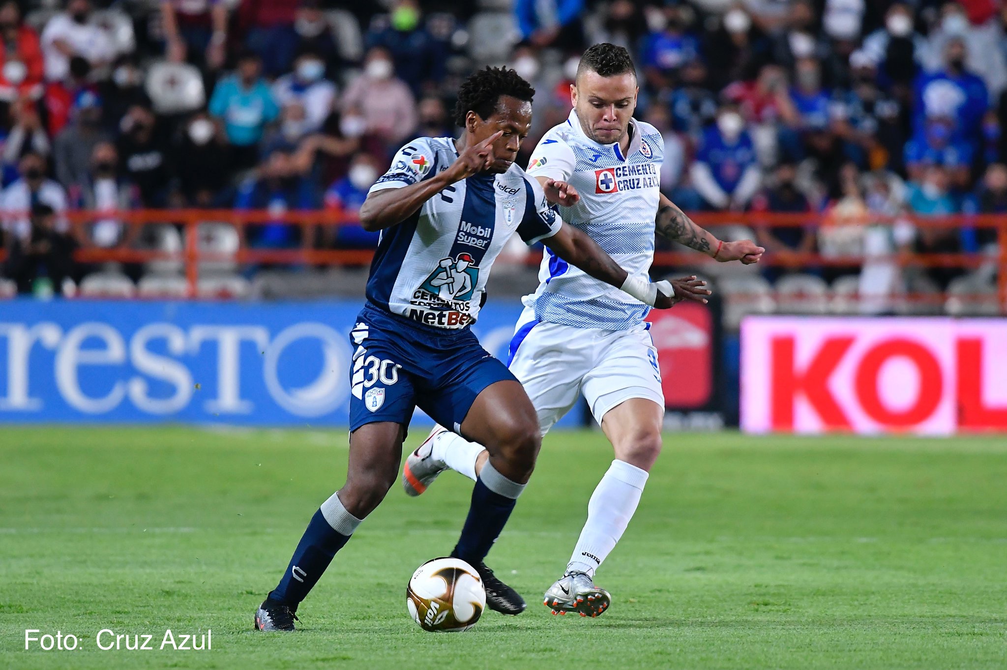 Pachuca y Cruz Azul dejan todo para el de vuelta