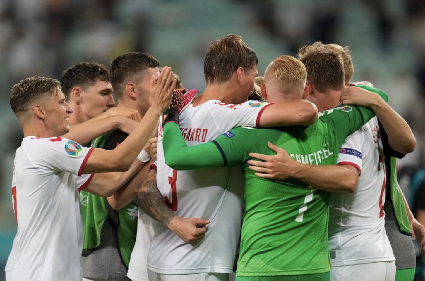 Dinamarca va por la hazaña ante Inglaterra