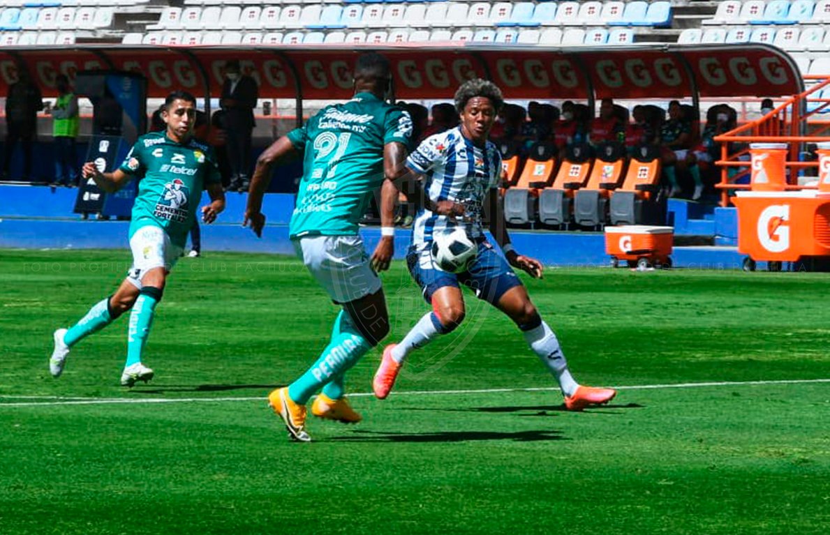 Pachuca debuta con goleada sobre León