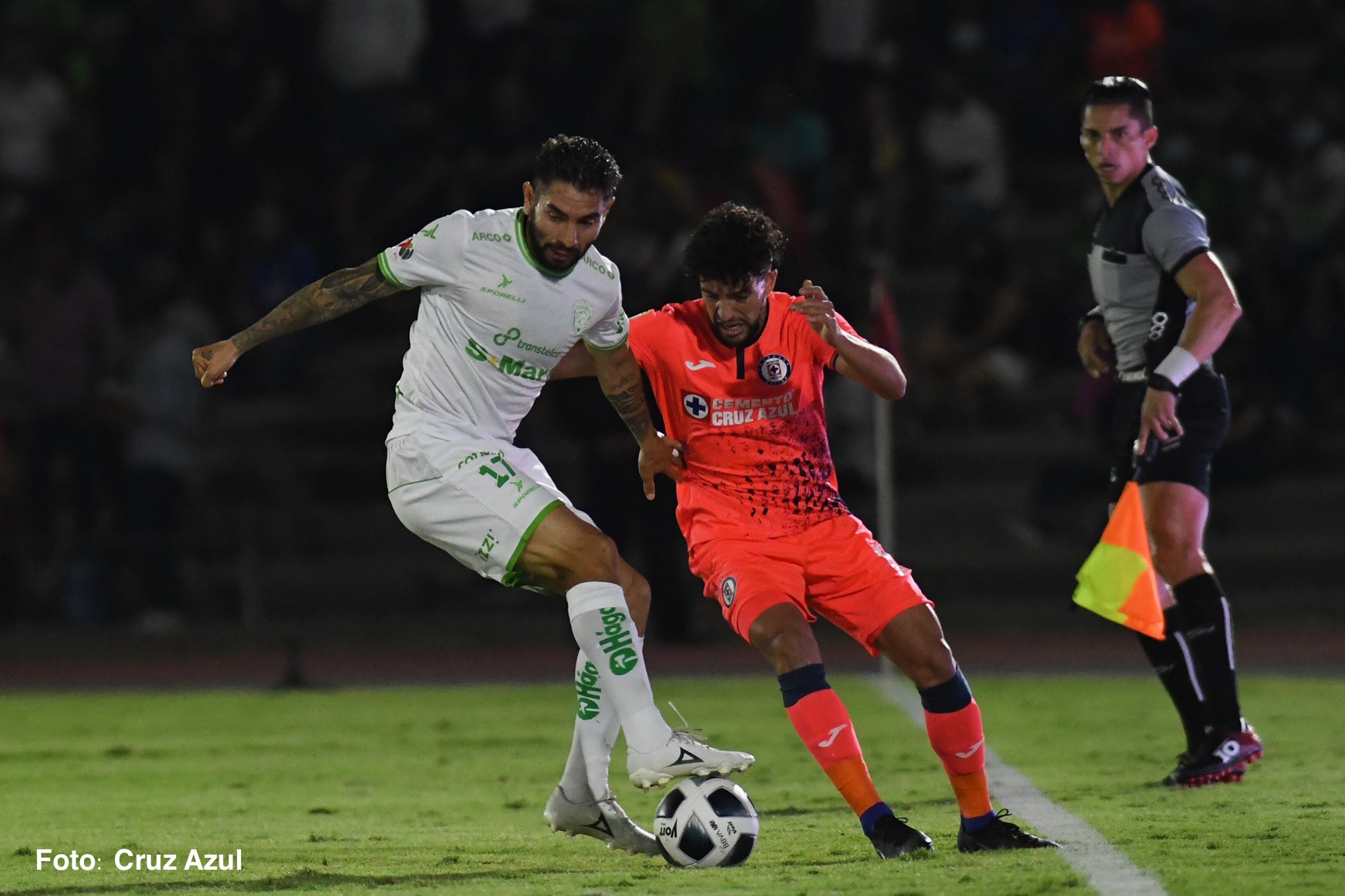 Juárez sorprende al campeón